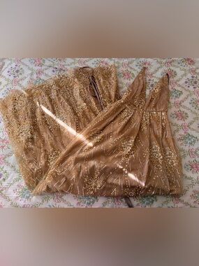 That’s So Fetch Gold & White Tan Dress with Side Slit